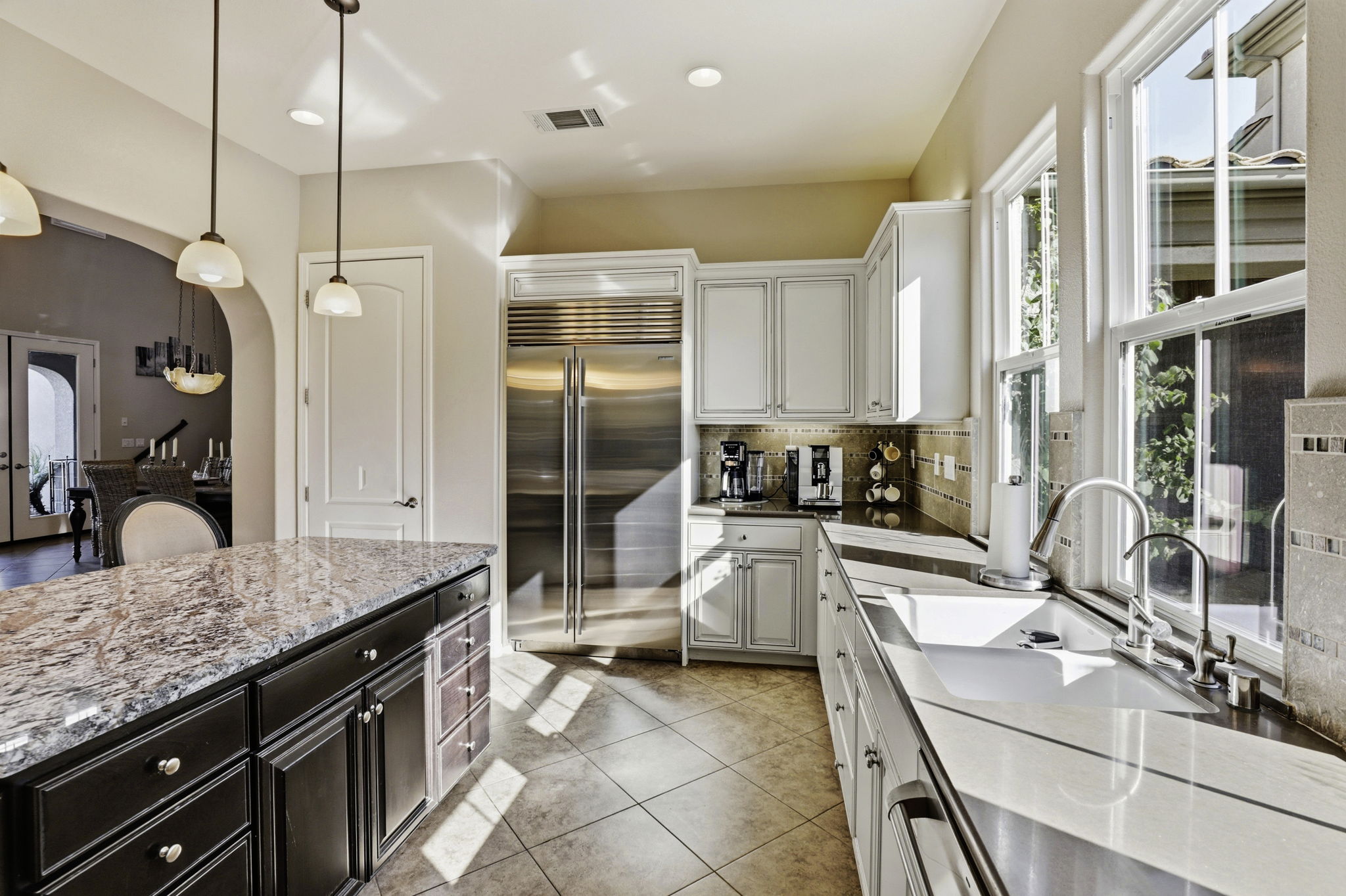 15-014_F8_15120 La Alameda Dr