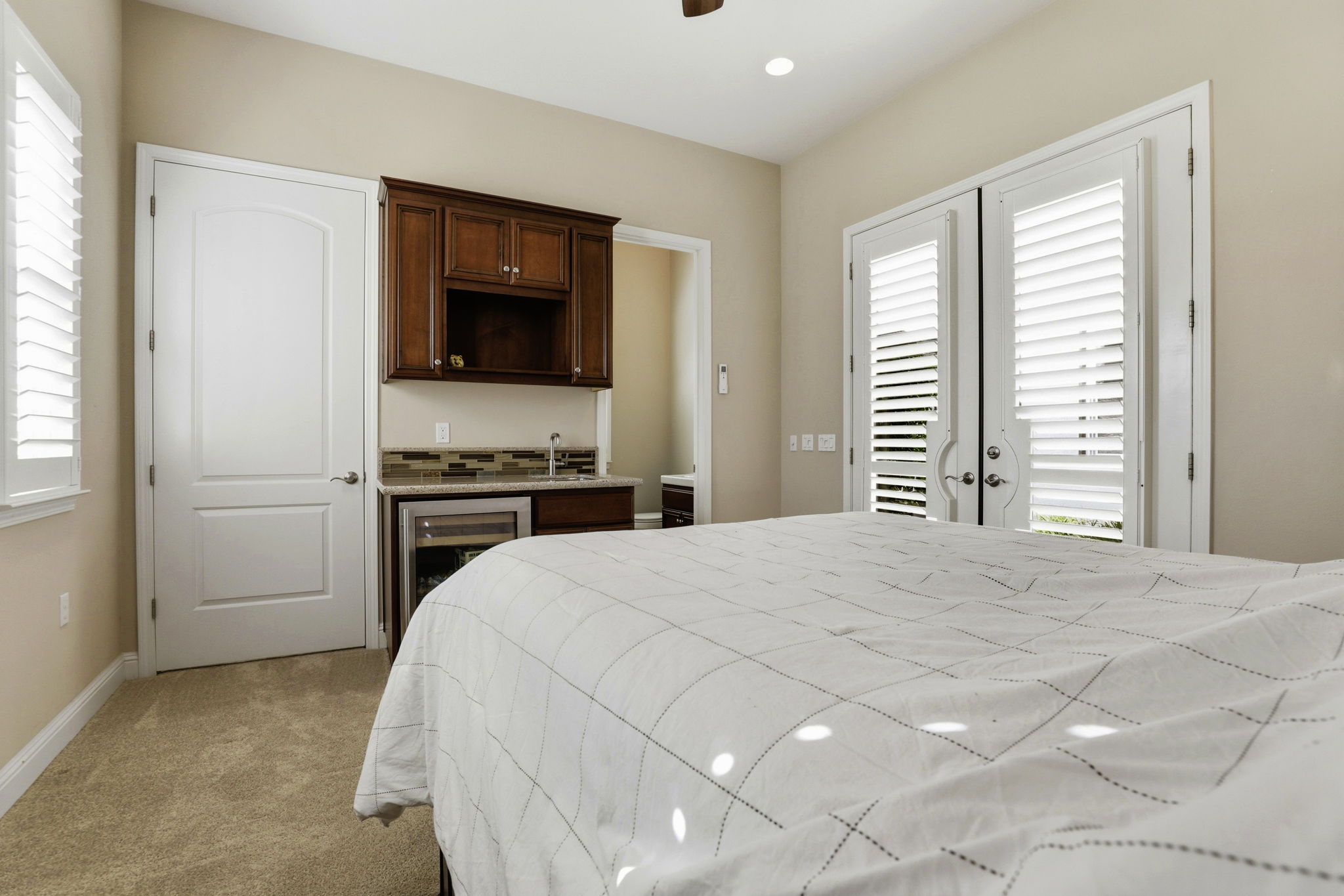 32-031_F8_15120 La Alameda Dr