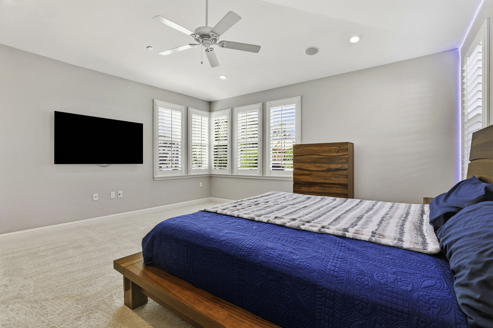 35-034_F8_15120 La Alameda Dr