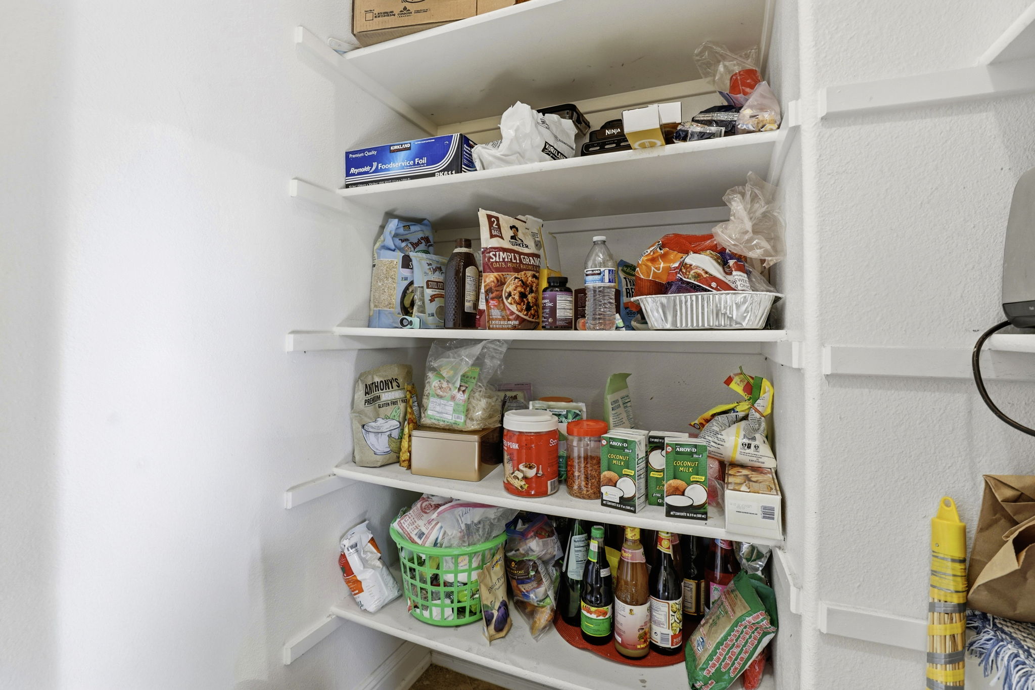 38-037_F8_15120 La Alameda Dr