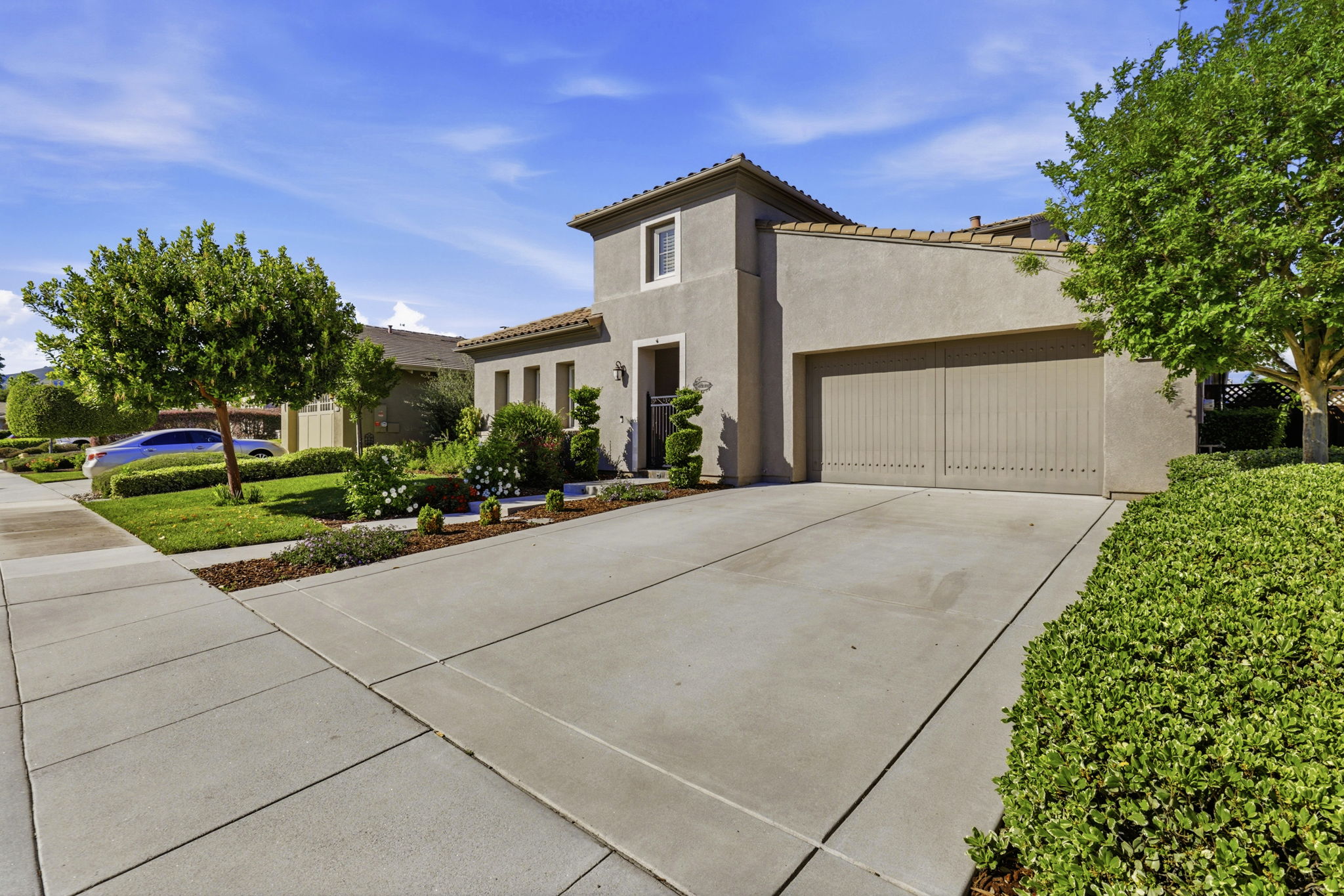 5-004_F8_15120 La Alameda Dr